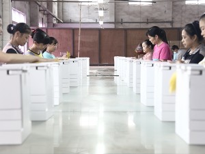 组装包装车间